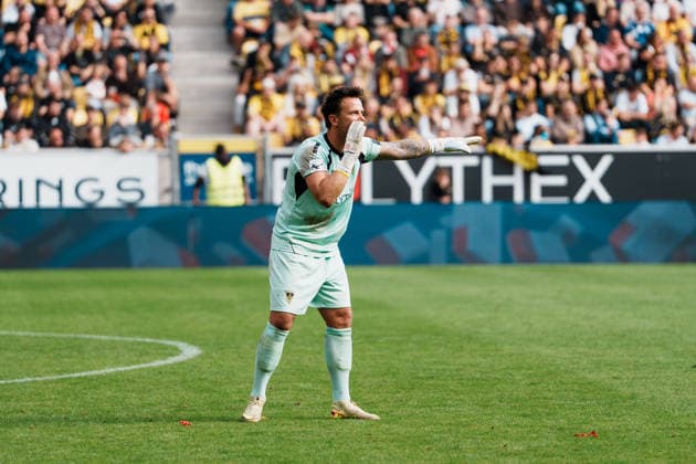 German Soccer 3rd Division 2026–2027, Matchday 7: Alemannia Aachen vs. Fortuna Düsseldorf at Tivoli Aachen; Manuel Riemann (Alemannia Aachen); 1 person shouting; shouting; instructions; emotions; displaying; gestures; facial expressions Copyright: xThiemoxRudolphx