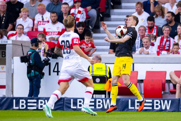 September 19, 2026, Soccer, Matchday 4 of the 1st Bundesliga, VfB Stuttgart vs. Borussia Dortmund, Finn Jeltsch (VfB Stuttgart), Maximilian Beier (Borussia Dortmund), Stuttgart, MHP Arena, Baden-Württemberg, Germany, xRHR PHOTO DEx Copyright: DennisxEwert RHR-FOTOx RHR-FOTO DE