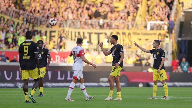 September 19, 2026, Germany, Stuttgart, Bundesliga, VfB Stuttgart vs. Borussia Dortmund, Serhou Guirassy (Dortmund), Joane Gadou (Dortmund), Grischa Prömel (VfB), Felix Nmecha (Dortmund), Joey Veerman (Dortmund)