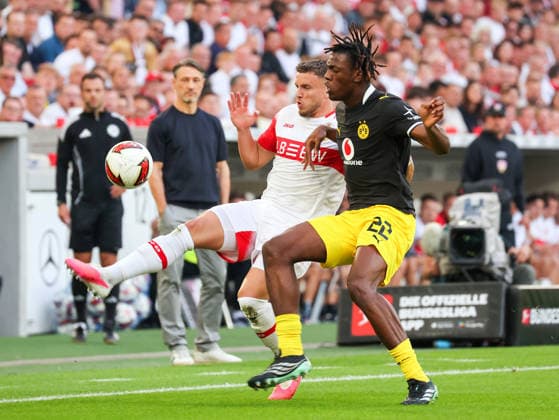 September 19, 2026, Germany, Stuttgart, Bundesliga, VfB Stuttgart vs. Borussia Dortmund, from left: Ermedin Demirovic (VfB), Joane Gadou (BVB)