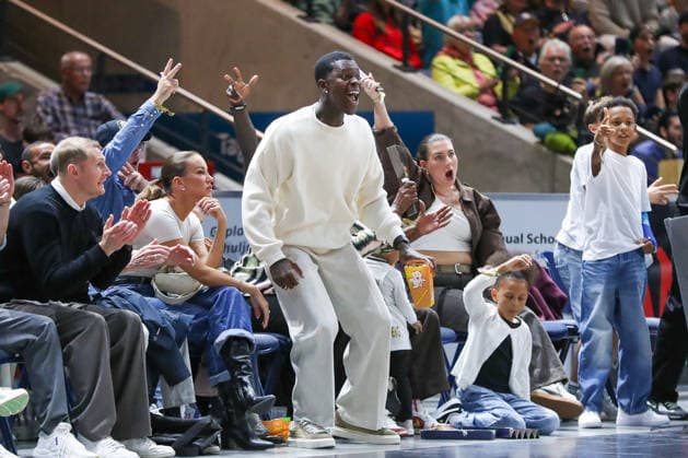 September 19, 2026, xgox, Basketball easyCredit BBL, Basketball Löwen Braunschweig vs. Gladiators Trier, from left: Dennis Schröder celebrating, goal celebration, celebrating the goal, Braunschweig celebration