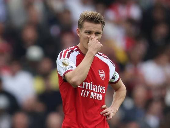 Premier League - Brighton & Hove Albion v Arsenal BRIGHTON, ENGLAND, SEPTEMBER 19: Martin Odegaard of Arsenal looks disappointed & dejected during The Premier League match between Brighton & Hove Albion v Arsenal at the AMEX Stadium, Brighton, England, on September 19. (Photo by Daniel Weir) Brighton AMEX Stadium England Copyright: xDanielxWeir SportsxPressxPhotox Sportspressphoto_SPR234913