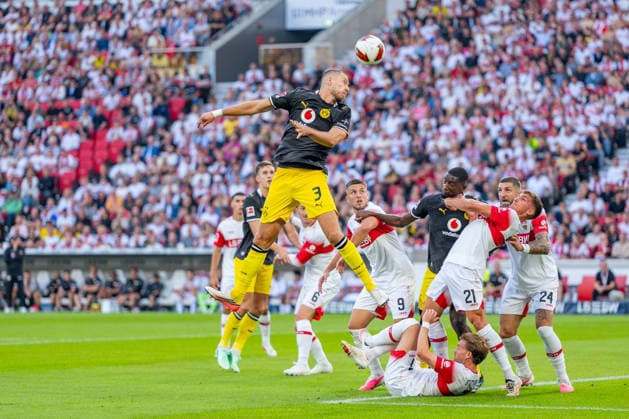 1 German Bundesliga: VfB Stuttgart vs. Borussia Dortmund, September 19, 2026, Stuttgart, GERMANY; September 19, 2027, Waldemar Anton of Borussia Dortmund scores a header during the match between VfB Stuttgart and Borussia Dortmund on Matchday 4 of the German Bundesliga at the MHP ARENA Copyright: xBEAUTIFULxSPORTS Steinx