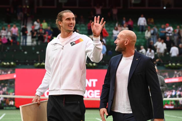 From left: Alexander ZVEREV (GER) and Ronald RAUHE, Minister of State for Sports and Volunteer Work; Alexander ZVEREV (GER) is honored for his victory at the U.S. Open; Germany (GER) vs. Croatia (CRO) – Davis Cup Qualifiers, Round 2, on September 19, 2026, at the Heristo Arena in Halle, Westphalia, Germany Â