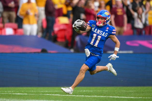 Kansas Jayhawks v Arizona State Sun Devils Union Jack Classic Tate Nagy, Wide Receiver of Kansas Jayhawks scores a punt return touchdown during the Union Jack Classic match at Wembley Stadium, London 19 09 2026 UK Newspapers OUT Copyright: xMalcolmxFellx FIL-23969-0018