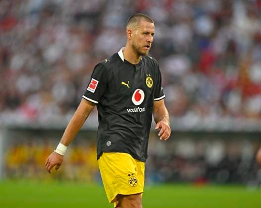 September 19, 2026, Soccer, Bundesliga 1, 2026–2027, Matchday 4, VfB Stuttgart vs. Borussia Dortmund, at the MHP Arena in Stuttgart, Waldemar Anton of Borussia Dortmund looking pensive