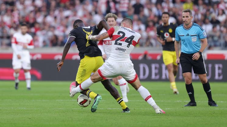 September 19, 2026, Germany, Stuttgart, Bundesliga, VfB Stuttgart vs. Borussia Dortmund, Serhou Guirassy (Dortmund), Jeff Chabot (VfB)