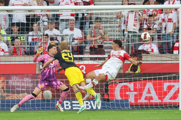 September 26, 2020 VfB Stuttgart vs. Borussia Dortmund Germany, Stuttgart, September 20, 2026, Soccer, Bundesliga, 2026–2027 Season, VfB Stuttgart vs. Borussia Dortmund Bilal el Khanouss, right, VfB, GK Gregor Kobei, Dortmund