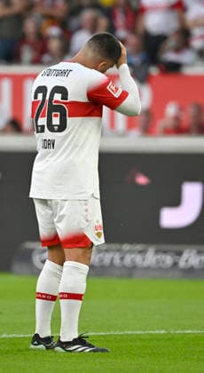 Deniz Undav, VfB Stuttgart 26, looks disappointed after missing a scoring opportunity; gesture following a poor pass by Ermedin Demirovic, VfB Stuttgart 09 (not in the frame); VfB Stuttgart vs. Borussia Dortmund (BVB), September 19, 2026 DFL REGULATIONS PROHIBIT ANY USE OF PHOTOGRAPHS AS IMAGE SEQUENCES AND OR QUASI-VIDEO VfB Stuttgart vs. Borussia Dortmund (BVB)