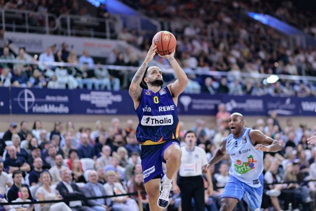 Marcus Graves PHOENIX HAGEN, 00, Rostock Seawolves vs. Phoenix Hagen, Basketball, BBL 2026–2027 easyCredit Basketball Bundesliga, Matchday 1, 2026–2027 Season, September 19, 2026, Rostock Seawolves vs. Phoenix Hagen, Basketball, BBL 2026–2027 easyCredit Basketball Bundesliga, Matchday 1, 2026–2027 Season, September 19, 2026, Groter Pohl Copyright: xEibner-Pressefoto DenverxEhrlichx EP_DEH