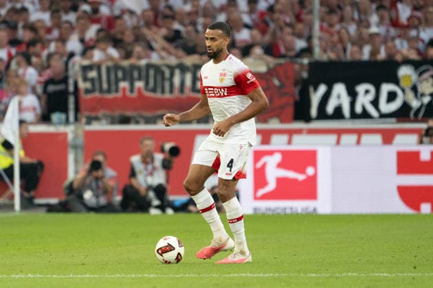 Josha Vagnoman, VfB Stuttgart, 04 on the ball, GER, VfB Stuttgart vs. Borussia Dortmund, soccer, Bundesliga 1, Matchday 4, 2026–2027 season, September 19, 2026, DFL regulations prohibit any use of photographs as image sequences and or quasi-video, GER, VfB Stuttgart vs. Borussia Dortmund, soccer, Bundesliga 1, Matchday 4, 2026–2027 season, September 19, 2026, Stuttgart Copyright: xEibner-Pressefoto EdwardxCheungx EP_ECG