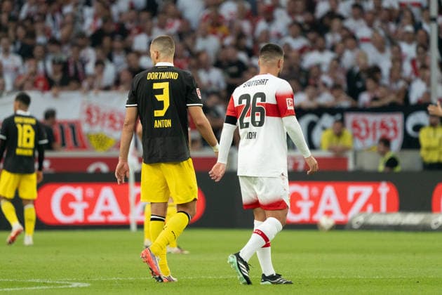 Waldemar Anton, Borussia Dortmund, 03; Deniz Undav, VfB Stuttgart, 26; GER; VfB Stuttgart vs. Borussia Dortmund; Soccer; Bundesliga 1; Matchday 4; 2026–2027 Season; September 19, 2026; DFL regulations prohibit any use of photographs as image sequences and or quasi-video, GER, VfB Stuttgart vs. Borussia Dortmund, soccer, Bundesliga 1, Matchday 4, 2026–2027 season, September 19, 2026, Stuttgart Copyright: xEibner-Pressefoto EdwardxCheungx EP_ECG