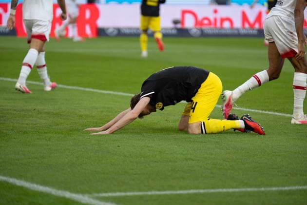 September 19, 2026 Soccer: VfB Stuttgart vs. Borussia Dortmund, Matchday 4 of the Bundesliga 1 at the MHP Arena; Maximilian Beier, Borussia Dortmund, 14 dissatisfied on the ground IMPORTANT NOTICE: In accordance with DFL and DFB regulations, it is prohibited to use or allow the use of photographs taken in the stadium and or during the game in the form of sequential images and or video-like photo series. Copyright: xJamesxZabelx