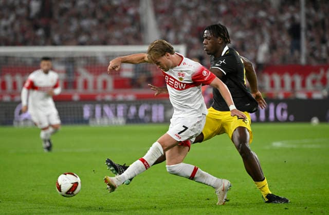 Foul during a tackle, Play by Joane Gadou (Borussia Dortmund, BVB 22) against Maximilian Mittelstaedt (VfB Stuttgart, 07) VfB Stuttgart vs. Borussia Dortmund (BVB) September 19, 2026 DFL regulations prohibit any use of photographs as image sequences and or quasi-VVIDEO VfB Stuttgart vs. Borussia Dortmund BVB