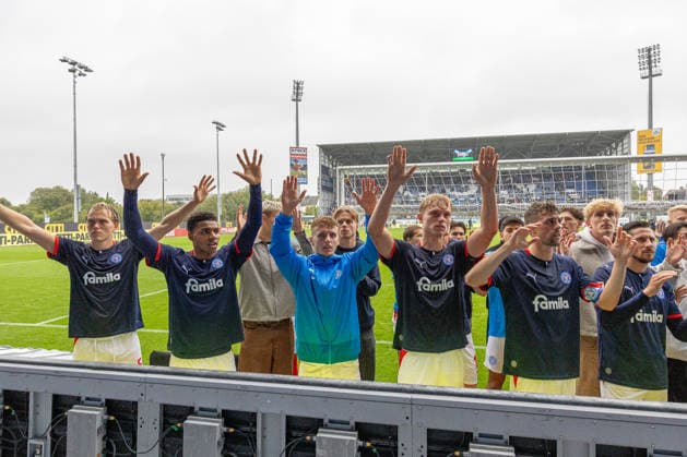 September 19, 2026 Soccer 2. Bundesliga Men 2026–2027 Season Matchday 6 Holstein Kiel vs. VFL Osnabrück Kiel in blue and white, Osnabrück in white and purple. After the Osnabrück game, the Kiel fan section rallies the team for the international break and the upcoming away game at Eintracht Braunschweig on October 9, 2026, at the Kiel Holstein Stadium, Westring 501, Schleswig-Holstein, Germany