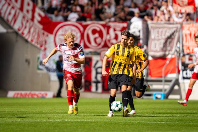 Georg Ermolaev, Alemannia Aachen, age 20, with the pass: TSV Alemannia Aachen vs. Fortuna Düsseldorf, soccer, 3rd Division, Matchday 7, 2026–2027 season, September 19, 2026 DFB regulations prohibit any use of photographs as image sequences and or quasi-video TSV Alemannia Aachen vs. Fortuna Düsseldorf, soccer, 3rd Division, Matchday 7, 2026–2027 season, September 19, 2026, Aachen Copyright: xEibner-Pressefoto J.xDerondeaux EP_JDU