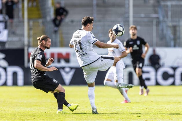 SV Sandhausen vs. SSV Ulm 1846 Soccer, Regionalliga Southwest, Matchday 8, Stadion am Hardtwald, Sandhausen, September 19, 2026; photo by Dennis Chessa, SSV Ulm 1846 Soccer, 11, Mert Tasdelen, SV Sandhausen, 11. SV Sandhausen vs. SSV Ulm 1846 Soccer, Regionalliga Southwest, Matchday 8, Stadion am Hardtwald, Sandhausen, September 26, 2019. Photo by Lucca Fundel. Sandhausen, Stadion am Hardtwald, Baden-Württemberg, Germany