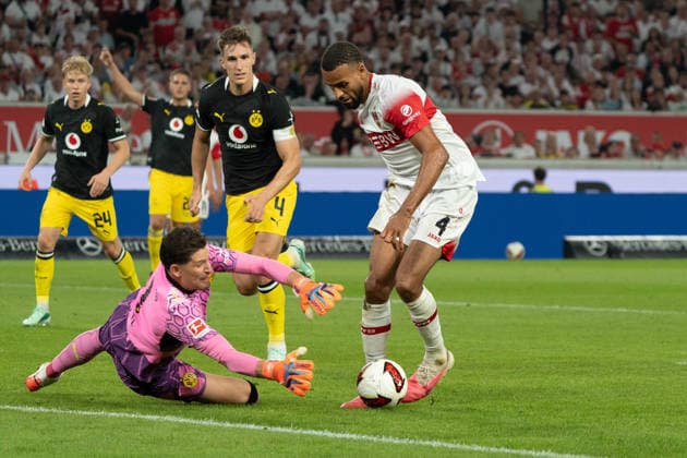 Scoring chance by Josha Vagnoman, VfB Stuttgart, 04, GER, VfB Stuttgart vs. Borussia Dortmund, Soccer, Bundesliga 1, Matchday 4, 2026–2027 Season, September 19, 2026, DFL regulations prohibit any use of photographs as image sequences and or quasi-video, GER, VfB Stuttgart vs. Borussia Dortmund, soccer, Bundesliga 1, Matchday 4, 2026–2027 season, September 19, 2026, Stuttgart Copyright: xEibner-Pressefoto EdwardxCheungx EP_ECG