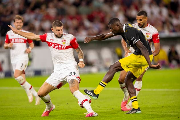 September 19, 2026, Soccer, Matchday 4 of the 1. Bundesliga, VfB Stuttgart vs. Borussia Dortmund: Julian Jeffrey, Jeff Gaston Chabot (VfB Stuttgart); Serhou Guirassy (Borussia Dortmund), Stuttgart, MHP Arena, Baden-Württemberg, Germany. xRHR PHOTO DEx Copyright: DennisxEwert RHR-FOTOx RHR-FOTO DE