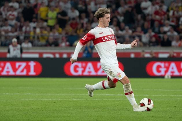 Angelo Stiller, VfB Stuttgart, 06 on the ball, GER, VfB Stuttgart vs. Borussia Dortmund, Soccer, 1. Bundesliga, Matchday 4, 2026–2027 Season, September 19, 2026, DFL regulations prohibit any use of photographs as image sequences and or quasi-video, GER, VfB Stuttgart vs. Borussia Dortmund, soccer, Bundesliga 1, Matchday 4, 2026–2027 season, September 19, 2026, Stuttgart Copyright: xEibner-Pressefoto EdwardxCheungx EP_ECG