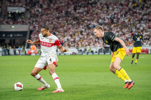 September 19, 2026, xdaymx, Soccer, Bundesliga 1, VfB Stuttgart vs. Borussia Dortmund, featuring Josha Vagnoman of VfB Stuttgart in a tackle with Maximilian Beier of Borussia Dortmund. DFL and DFB regulations prohibit any use of photographs as image sequences and or quasi-video. Stuttgart