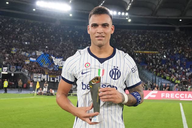Inter Milan™s Lautaro Martinez player of the match during the Serie A EniLive soccer match between Roma and Inter at the Rome s Olympic stadium, Italy - Saturday September 19, 2026 - Soccer ( Photo by Alfredo Falcone LaPresse )  Copyright: xAlfredoxFalcone LaPressex