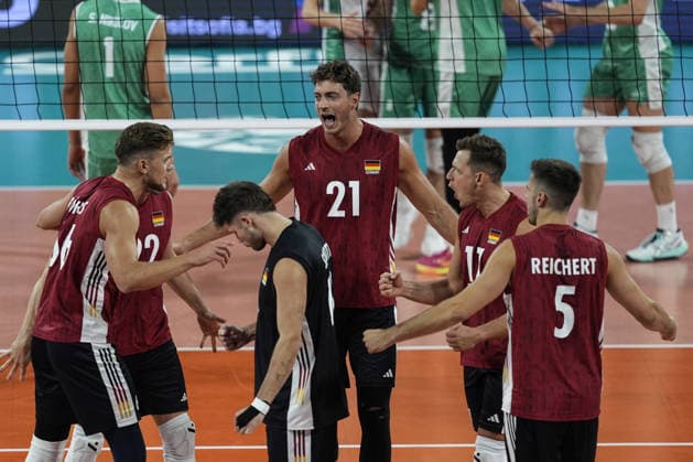 Bulgaria v Germany - CEV EuroVolley 2026 Men SOFIA, BULGARIA - SEPTEMBER 19: Players of Germany celebrate after a point during the CEV Men s EuroVolley 2026 Round of 16 match between Bulgaria and Germany at Arena 8888 in Sofia, Bulgaria, on September 19, 2026. Osmancan Gurdogan Anadolu Sofia Bulgaria. Editorial use only. Please get in touch for any other usage.  Copyright: x2026xAnadoluxOsmancanxGurdoganx