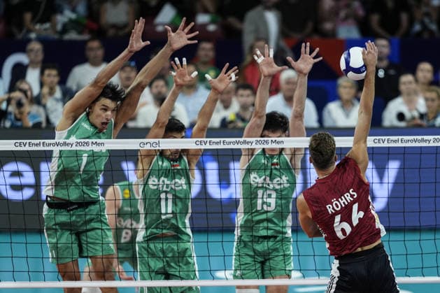 Sport Bilder des Tages Bulgaria v Germany - CEV EuroVolley 2026 Men SOFIA, BULGARIA - SEPTEMBER 19: Erik Rohrs (66) of Germany in action during the CEV Men s EuroVolley 2026 Round of 16 match between Bulgaria and Germany at Arena 8888 in Sofia, Bulgaria, on September 19, 2026. Osmancan Gurdogan Anadolu Sofia Bulgaria. Editorial use only. Please get in touch for any other usage.  Copyright: x2026xAnadoluxOsmancanxGurdoganx