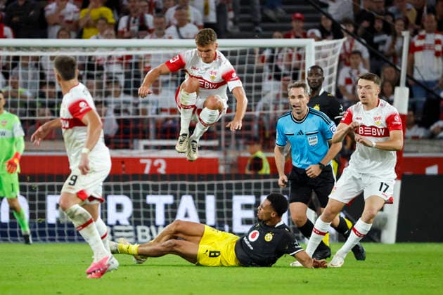 Grischa Prömel, Promel VfB Stuttgart, 21, and Felix Nmecha, BVB Dortmund, 08, Germany, soccer, Bundesliga 1, Matchday 4, 2026–2027, VfB Stuttgart vs. Borussia Dortmund, September 19, 2026, Stuttgart MHP Arena, Germany Copyright: xGrantxHubbsx