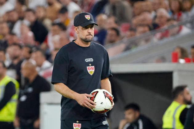 Sebastian Hoeneß, Hoeness VfB Stuttgart, Coach with a Ball, Germany, Soccer, Bundesliga 1, Matchday 4, 2026–2027, VfB Stuttgart vs. Borussia Dortmund, September 19, 2026, Stuttgart MHP Arena, Germany Copyright: xGrantxHubbsx