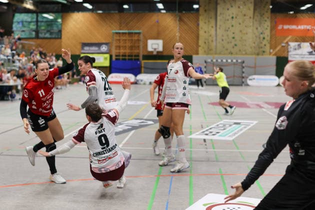 Nele Nusser, SG Nürtingen Zizishausen, 11 after a shot (GER), SG Nürtingen Zizishausen vs. HL Buchholz 08 Rosengarten, Handball, 2nd ALSCO Women’s Handball Bundesliga, Matchday 4, 2026–2027 season, September 19, 2026 GER, SG Nürtingen Zizishausen vs. HL Buchholz 08 Rosengarten, Handball, 2nd ALSCO Women’s Handball Bundesliga, Matchday 4, 2026–2027 season, September 19, 2026, Steinenberg Copyright: xEibner-Pressefoto SoerenxHerwegx EP_SHG