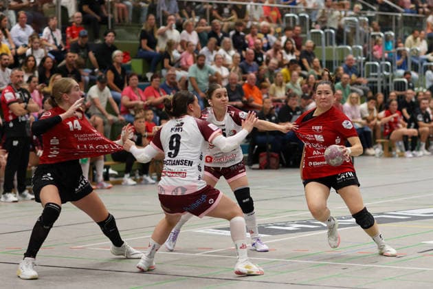 Lisa Wieder, SG Nürtingen Zizishausen, 7 goals in the match, SG Nürtingen Zizishausen vs. HL Buchholz 08 Rosengarten, Handball, 2nd ALSCO Women s Handball Bundesliga, Matchday 4, 2026–2027 season, September 19, 2026 GER, SG Nürtingen Zizishausen vs. HL Buchholz 08 Rosengarten, Handball, 2nd ALSCO Women’s Handball Bundesliga, Matchday 4, 2026–2027 season, September 19, 2026, Steinenberg Copyright: xEibner-Pressefoto SoerenxHerwegx EP_SHG