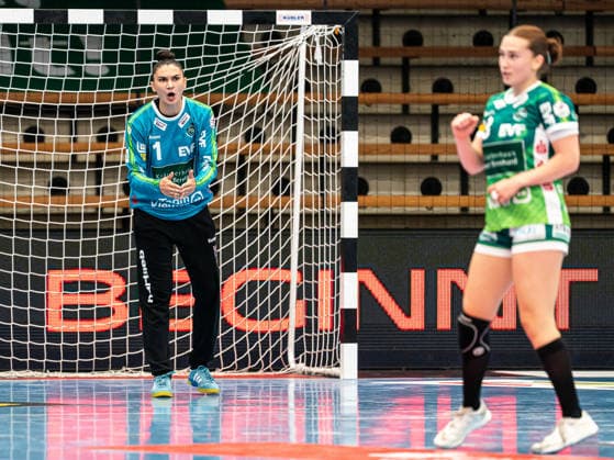 Mikaela Sobrinho Possatti of Frisch Auf Women, No. 01, cheers on her team during the Frisch Auf Goeppingen vs. HC Leipzig match, handball, 1st Bundesliga, 2026–2027 season, September 19, 2026, Frisch Auf Goeppingen vs. HC Leipzig, Handball, 1st Bundesliga, 2026–2027 season, September 19, 2026, Goeppingen Copyright: xMichaelxSchmidt Eibner-Pressefotx EP_MST