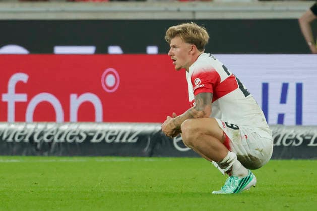 Pictured: Disappointment after the loss to Finn Jeltsch, VfB Stuttgart, September 29, 2026, VfB Stuttgart vs. Borussia Dortmund, Bundesliga 1, Matchday 4, Germany, Stuttgart, MHP Arena, DFL REGULATIONS PROHIBIT ANY USE OF PHOTOGRAPHS AS IMAGE SEQUENCES AND OR QUASI-VIDEO Copyright: HMBxMedia xJulienxBecker