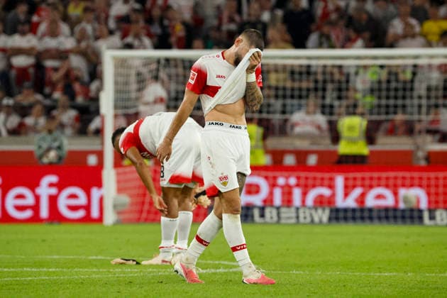 Jamie Leweling of VfB Stuttgart, 18, and Jeff Chabot of VfB Stuttgart, 24, after the game; Germany, soccer, Bundesliga 1, Matchday 4, 2026–2027, VfB Stuttgart vs. Borussia Dortmund, September 19, 2026, Stuttgart MHP Arena, Germany Copyright: xGrantxHubbsx