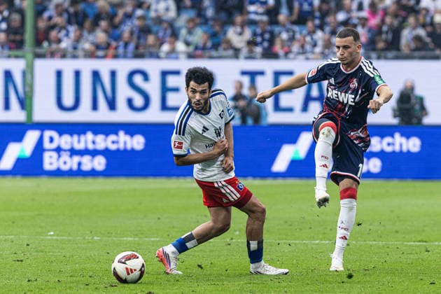 1 German Bundesliga: Hamburger SV 1 – FC Köln, September 19, 2026. Said El Mala (FC Köln, 10) and Zakaria El Ouahdi (Hamburger SV, 7). 1 German Bundesliga, Matchday 4: Hamburger SV vs. FC Köln at Volksparkstadion, Hamburg September 19, 2026 DFL regulations prohibit any use of photographs as image sequences and or quasi-video Copyright: xBEAUTIFULxSPORTS Buriakovx