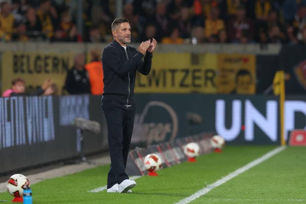 September 19, 2026, xtgx, Soccer 2. Bundesliga, SG Dynamo Dresden vs. Hertha BSC Berlin, from left: Stefan Leitl (Hertha), coach giving instructions, gesturing with his arms, gesticulate, gives instructions. DFL and DFB regulations prohibit any use of photographs as image sequences and or quasi-video. Dresden