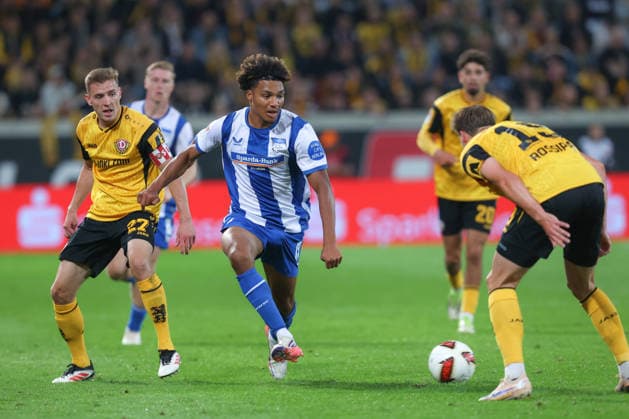 September 19, 2026, xtgx, Soccer 2. Bundesliga, SG Dynamo Dresden vs. Hertha BSC Berlin, from left: Niklas Hauptmann (Dresden), 27 Oluwaseun Adewumi (Hertha), 19 DFL DFB REGULATIONS PROHIBIT ANY USE OF PHOTOGRAPHS AS IMAGE SEQUENCES AND OR QUASI-VIDEO Dresden