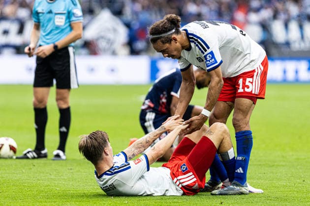 1 Bundesliga: Hamburger SV 1 FC Cologne, September 19, 2026; David Moller Wolfe (Hamburger SV), 3, Yussuf Poulsen, Hamburger SV, 15 1 German Bundesliga, Matchday 4, Hamburger SV 1 FC Köln, Volksparkstadion, Hamburg, September 19, 2026. DFL regulations prohibit any use of photographs as image sequences and or quasi-video. Copyright: xBEAUTIFULxSPORTS Buriakovx