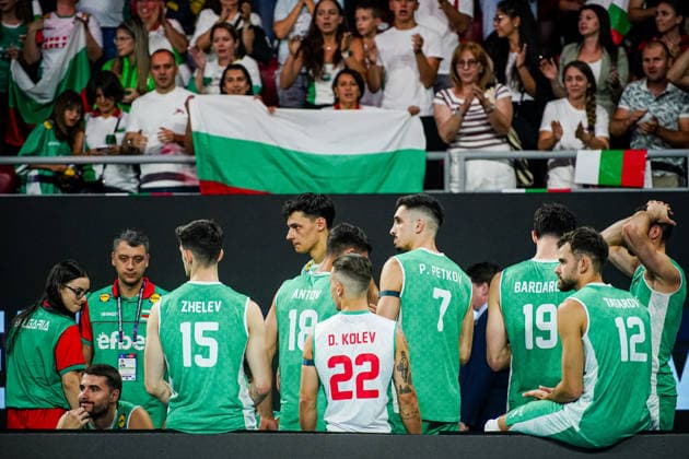 Volleyball - CEV EuroVolley 2026, Play Offs - 1 8-finals - Germany vs Bulgaria - 09.19.2026 SOFIA, BULGARIA - September 19th: Team Bulgaria and fans of Bulgaria during CEV EuroVolley 2026, Play Offs - 1 8-finals match between Germany vs Bulgaria at Arena 8888 in Sofia, Bulgaria, on September 19th, 2026 in Sofia, Bulgaria. Copyright: xYulianxTodorovx