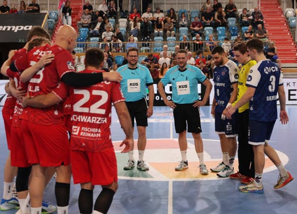 GER HBL2 2026–2027 Season: VfL Potsdam vs. EULEN Ludwigshafen, September 19, 2026, MBS Arena, Potsdam; Welcome, both teams, referees, center circle