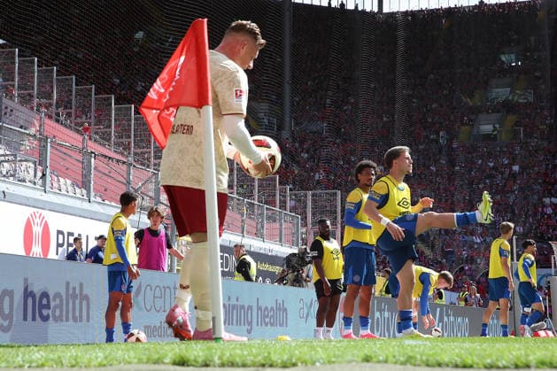 September 19, 2026, xrekx, Soccer 2. Bundesliga, 1 FC Kaiserslautern vs. Eintracht Braunschweig: Marlon Ritter (1 FC Kaiserslautern) and Lino Tempelmann (Eintracht Braunschweig). DFL and DFB regulations prohibit any use of photographs as image sequences and or quasi-video. Kaiserslautern