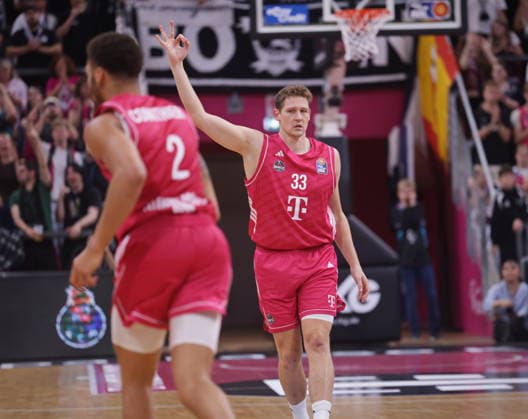 Patrick Heckmann, Telekom Baskets Bonn vs. Veolia Towers Hamburg, Matchday 1, 2026–27 Season