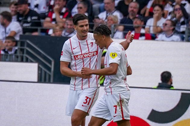 Germany Soccer Bundesliga 2026–2027, Matchday 4: Eintracht Frankfurt vs. SC Freiburg at Deutsche Bank Park, Frankfurt—Goal and goal celebration by Derry Scherhant (SC Freiburg), 7; Joy, emotions, and celebration with Igor Matanovic (SC Freiburg), 31 Copyright: xJOERANxSTEINSIEKx