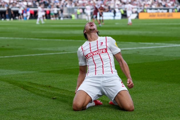 Derry Scherhant, SC Freiburg, 07 Goal celebration, Emotions, Shot on goal, Finish, Goal scored, Goal, Goal, Germany, Soccer, Bundesliga 1, Matchday 4, 2026–2027, Eintracht Frankfurt vs. SC Freiburg, September 19, 2026, Deutsche Bank Park, Frankfurt, Frankfurt, Deutsche Bank Park, Hesse, Germany Copyright: xArnexAmbergx