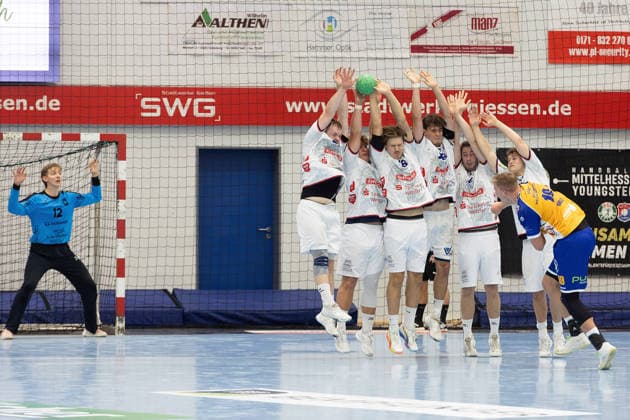 September 19, 2026, xovx, Handball, Men s Regional League, TV Hüttenberg II vs. HSG Bretzenheim Wallau Massenheim: Finn Knop (TV Hüttenberg II), Jorik Eichhorn (TV Hüttenberg II), Elias Misch (TV Hüttenberg II), Yannik Wagner (TV Hüttenberg II), Mats Strödter (TV Hüttenberg II), Jannis Wrackmeyer (TV Hüttenberg II), Nick Bürkle (HSG Breckenheim Wallau Massenheim), Leopold Landenfeld (TV Hüttenberg II), Hüttenberg Sports Center, Hesse, Germany, DE