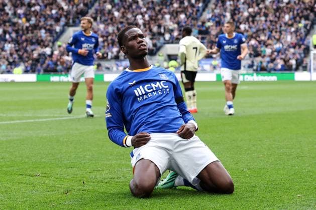 Everton s Thierno Barry celebrates scoring the opening goal Everton v Ipswich Town, Premier League, Football, Hill Dickinson Stadium, Liverpool, UK - 19 Sep 2026Liverpool Hill Dickinson Stadium United Kingdom EDITORIAL USE ONLY No use with unauthorised audio, video, data, fixture lists, club league logos or live services. Online in-match use limited to 120 images, no video emulation. No use in betting, games or single club league player publications. Copyright: xAlexxDodd Shutterstockx 17158691co