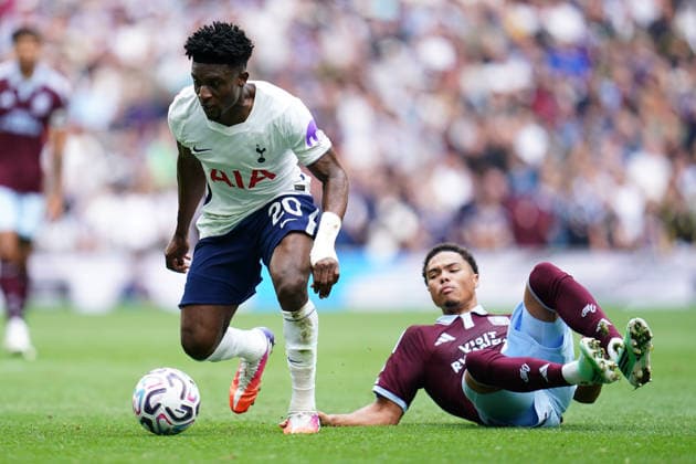 Premier League: Tottenham Hotspur v Aston Villa Mohammed Kudus of Tottenham Hotspur wins battle over George Hemmings of Aston Villa during the Premier League match Tottenham Hotspur vs Aston Villa at Tottenham Hotspur Stadium, London, United Kingdom on 19 September 2026 (Photo by Harvey Murphy News Images) Copyright: xHarveyxMurphy NewsxImagesx