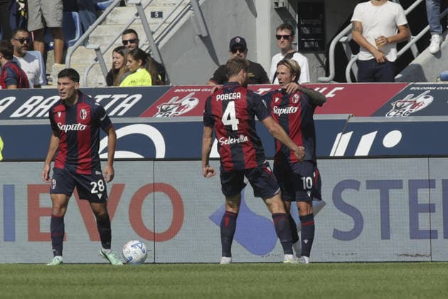 IPA88733612 - Federico Bernardeschi of Bologna FC celebrates after scoring during the Bologna BFC vs. Torino FC match, the 5th game of the 2026-27 Enilive Serie A season, at the Renato Dall Ara Stadium in Bologna (BO), Italy, on September 19, 2026.  Copyright: xDavidexCasentini IPAxSportx xx IPA88733612