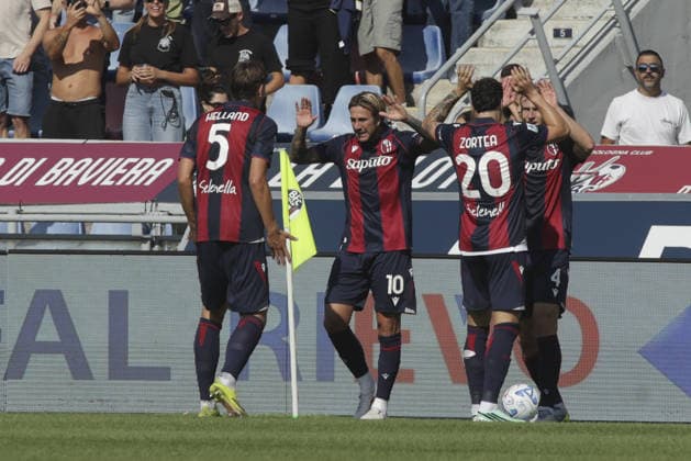 IPA88733617 - Federico Bernardeschi of Bologna FC celebrates after scoring during the Bologna BFC vs. Torino FC match, the 5th game of the 2026-27 Enilive Serie A season, at the Renato Dall Ara Stadium in Bologna (BO), Italy, on September 19, 2026.  Copyright: xDavidexCasentini IPAxSportx xx IPA88733617